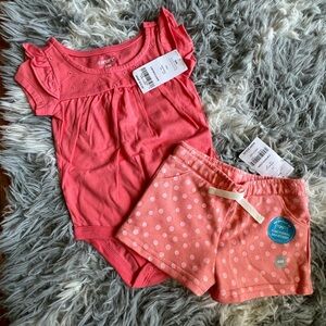 NWT Carter’s Baby Girl Shorts Set 6 months